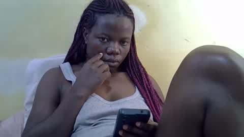 Snapshot of queen_darling3 chatting on 04-11-26, 07:02 Gentrix online show from 04-11-26, 07:02