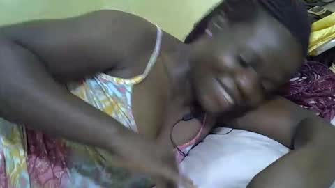 Snapshot of queen_darling3 chatting on 04-15-26, 07:58 Gentrix online show from 04-15-26, 07:58