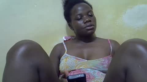 Snapshot of queen_darling3 chatting on 04-16-26, 06:41 Gentrix online show from 04-16-26, 06:41