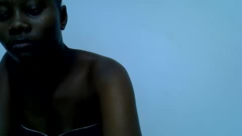 Snapshot of queen_diveer chatting on 09-17-25, 05:09 queen_diveer online show from 09-17-25, 05:09