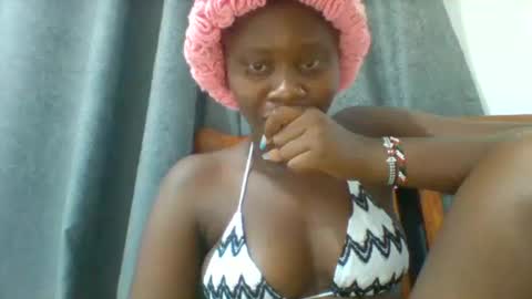 Snapshot of queen_diveer chatting on 10-10-25, 08:30 queen_diveer online show from 10-10-25, 08:30