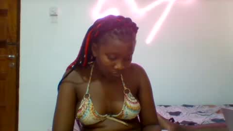 Snapshot of queen_diveer chatting on 10-25-25, 09:53 queen_diveer online show from 10-25-25, 09:53
