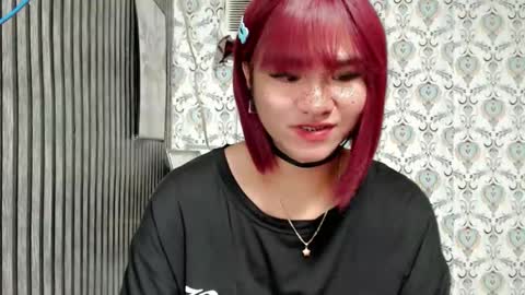 Snapshot of queen_elicktra chatting on 09-30-25, 04:34 JOY online show from 09-30-25, 04:34