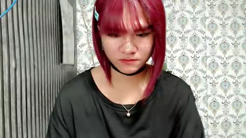 Snapshot of queen_elicktra chatting on 10-18-25, 09:43 JOY online show from 10-18-25, 09:43