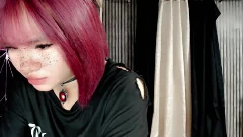 Snapshot of queen_elicktra chatting on 07-13-26, 09:17 JOY online show from 07-13-26, 09:17