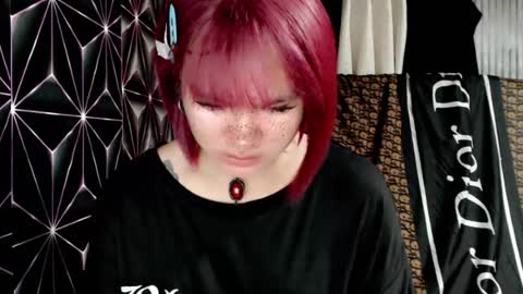Snapshot of queen_elicktra chatting on 07-14-26, 10:21 JOY online show from 07-14-26, 10:21