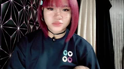 Snapshot of queen_elicktra chatting on 07-18-26, 11:08 JOY online show from 07-18-26, 11:08