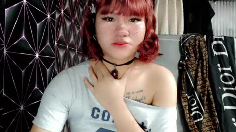 Snapshot of queen_elicktra chatting on 07-26-26, 11:44 JOY online show from 07-26-26, 11:44