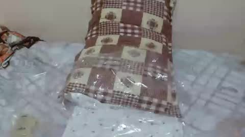 Snapshot of queen_ema chatting on 06-27-26, 06:13 queen ema online show from 06-27-26, 06:13
