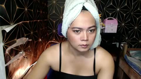 queen_ennah online show from 01-07-25, 08:13