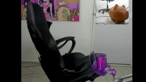 queen_findom1 online show from 02-03-26, 06:22