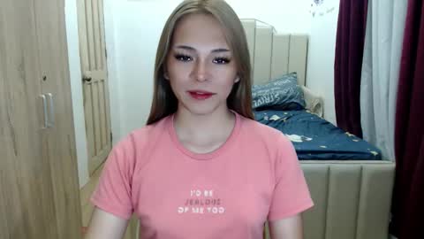 Snapshot of queen_heart0 chatting on 05-02-26, 01:43 shawny online show from 05-02-26, 01:43