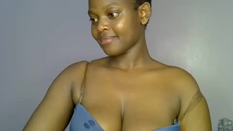 Snapshot of queen_incy chatting on 02-17-26, 05:08 queen_incy online show from 02-17-26, 05:08