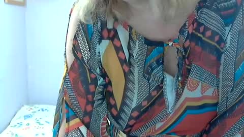 Snapshot of queen_jane8 chatting on 08-01-26, 10:36 queen_jane8 online show from 08-01-26, 10:36