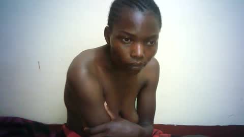 queen_joan online show from 02-19-25, 01:28