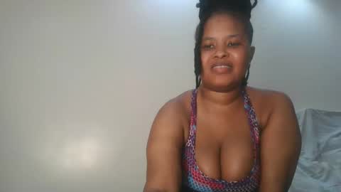 Snapshot of queen_kikih chatting on 02-19-26, 04:19 Queen kikih online show from 02-19-26, 04:19