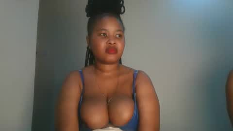 Snapshot of queen_kikih chatting on 02-28-26, 06:53 Queen kikih online show from 02-28-26, 06:53