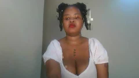 Snapshot of queen_kikih chatting on 04-03-26, 05:38 Queen kikih online show from 04-03-26, 05:38