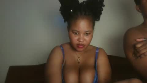 Snapshot of queen_kikih chatting on 04-21-26, 04:41 Queen kikih online show from 04-21-26, 04:41