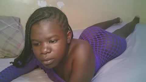 queen_latasha online show from 05-07-26, 02:39