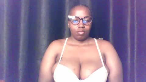 QUEEN online show from 06-15-26, 03:53