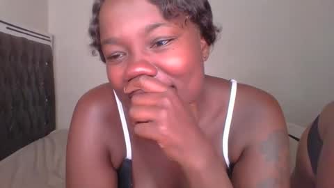 queen_mira online show from 09-09-25, 04:34