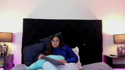 queen_misy online show from 05-09-26, 09:42
