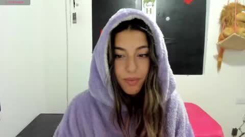 queen_natttyy online show from 01-14-25, 03:22