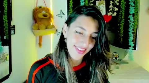queen_natttyy online show from 03-12-26, 02:34