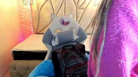   online show from 02-20-25, 12:04