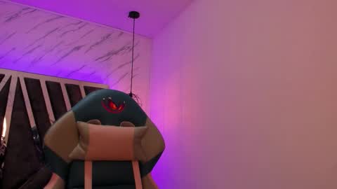   online show from 09-18-25, 11:12