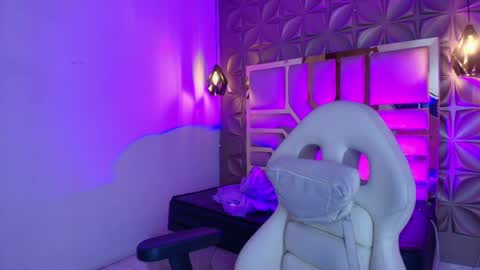   online show from 05-03-26, 12:11