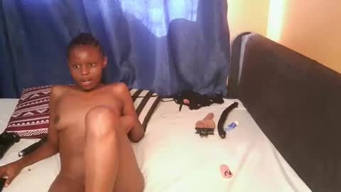 queen_sashavixen online show from 11-15-25, 05:49