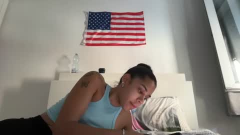 Snapshot of queenataly1 chatting on 07-20-26, 02:52 Nataly online show from 07-20-26, 02:52