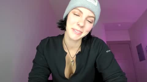 Queen Blaire online show from 12-15-24, 02:30