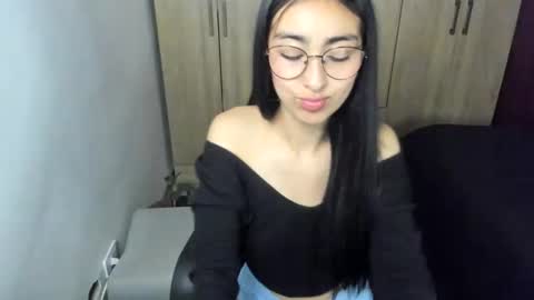 queenbyte_18 online show from 02-19-26, 03:46