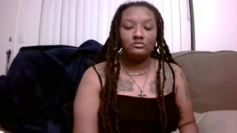 Queen Chief online show from 03-24-26, 07:46