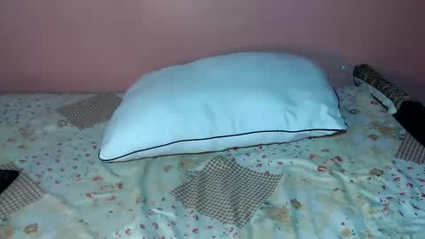 queenchloe1 online show from 05-04-26, 07:54