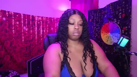 Queen Cherise Roze online show from 02-08-26, 07:39