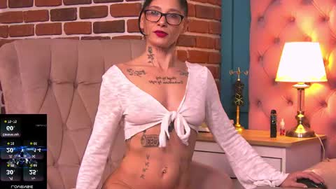 Snapshot of queendiabla chatting on 05-10-26, 08:52 Diabla online show from 05-10-26, 08:52