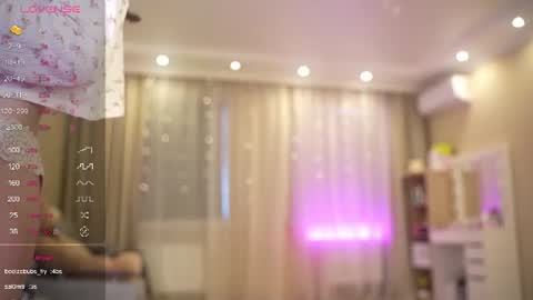 Nelly  INSTA  queenelia  online show from 06-26-26, 09:14