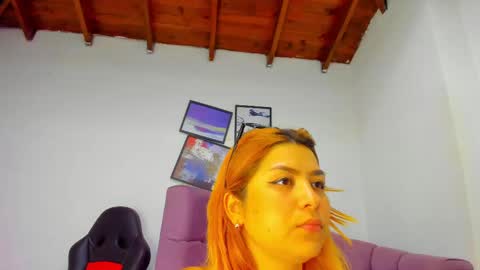 Queen online show from 09-28-25, 04:23