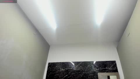 Snapshot of queenie_quinn09 chatting on 03-12-25, 03:18 queenie_quinn09 online show from 03-12-25, 03:18