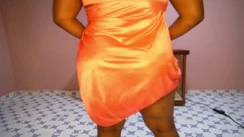 Snapshot of queenkiah chatting on 02-26-25, 06:32 Nina online show from 02-26-25, 06:32