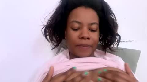 Kourtney online show from 11-10-25, 07:35