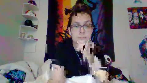 queenkriss97 online show from 09-29-25, 01:55