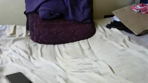 queenlacey_1 online show from 02-05-25, 09:36