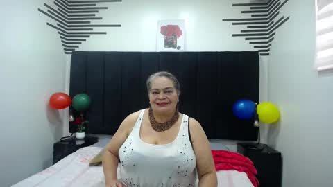 VickyBoobss online show from 11-18-25, 01:15