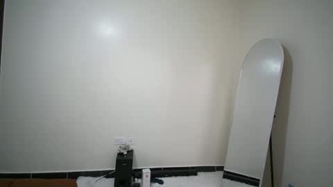 queenmom online show from 06-04-26, 12:33