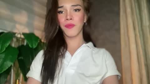 QUEEN online show from 09-30-25, 06:51